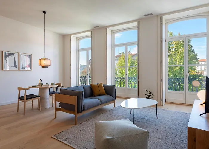 Mouzinho 32 * 포르투