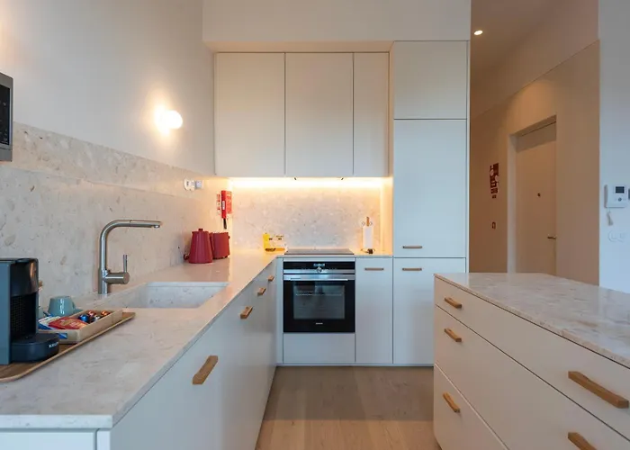 Appartement Mouzinho 32 *